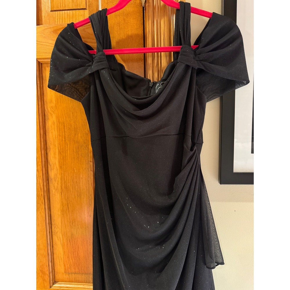 Alex Evenings Petite Black Glitter Cold Shoulder Gown Dress 8P Formal Wedding - Picture 6 of 9